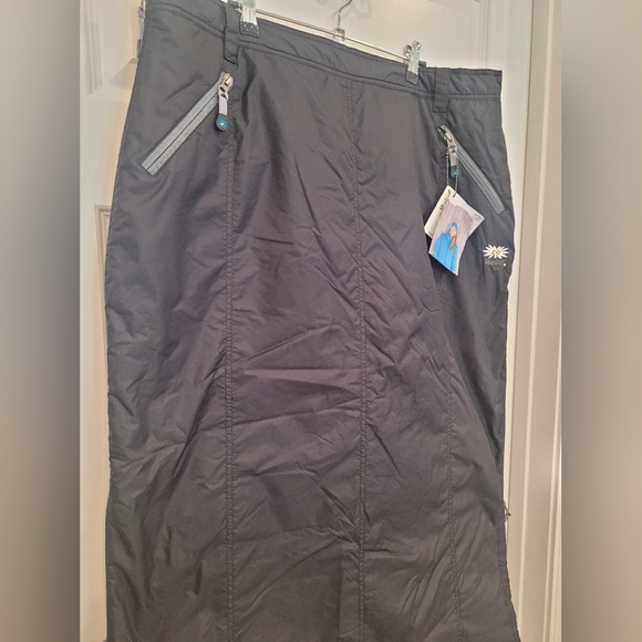NWT! Skhoop Black Quilted Snow Skirt, Size XXXL - Picture 3 of 7